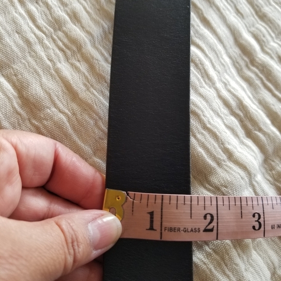 United Colors of Benetton | Leather Belt with Double Silver Buckle - Picture 6 of 9